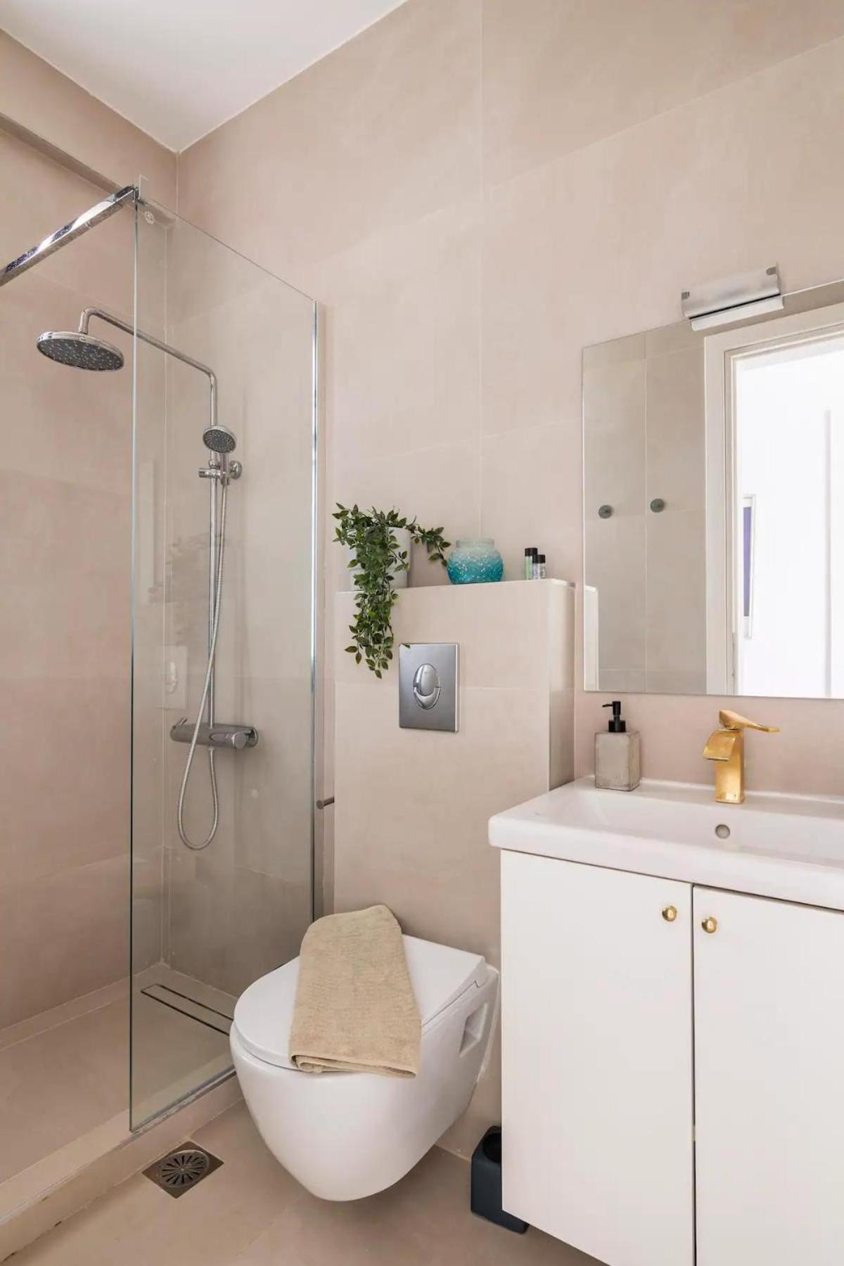 Villa Kala Loutraki - Private Pool & Sauna I Beach Eksteriør billede