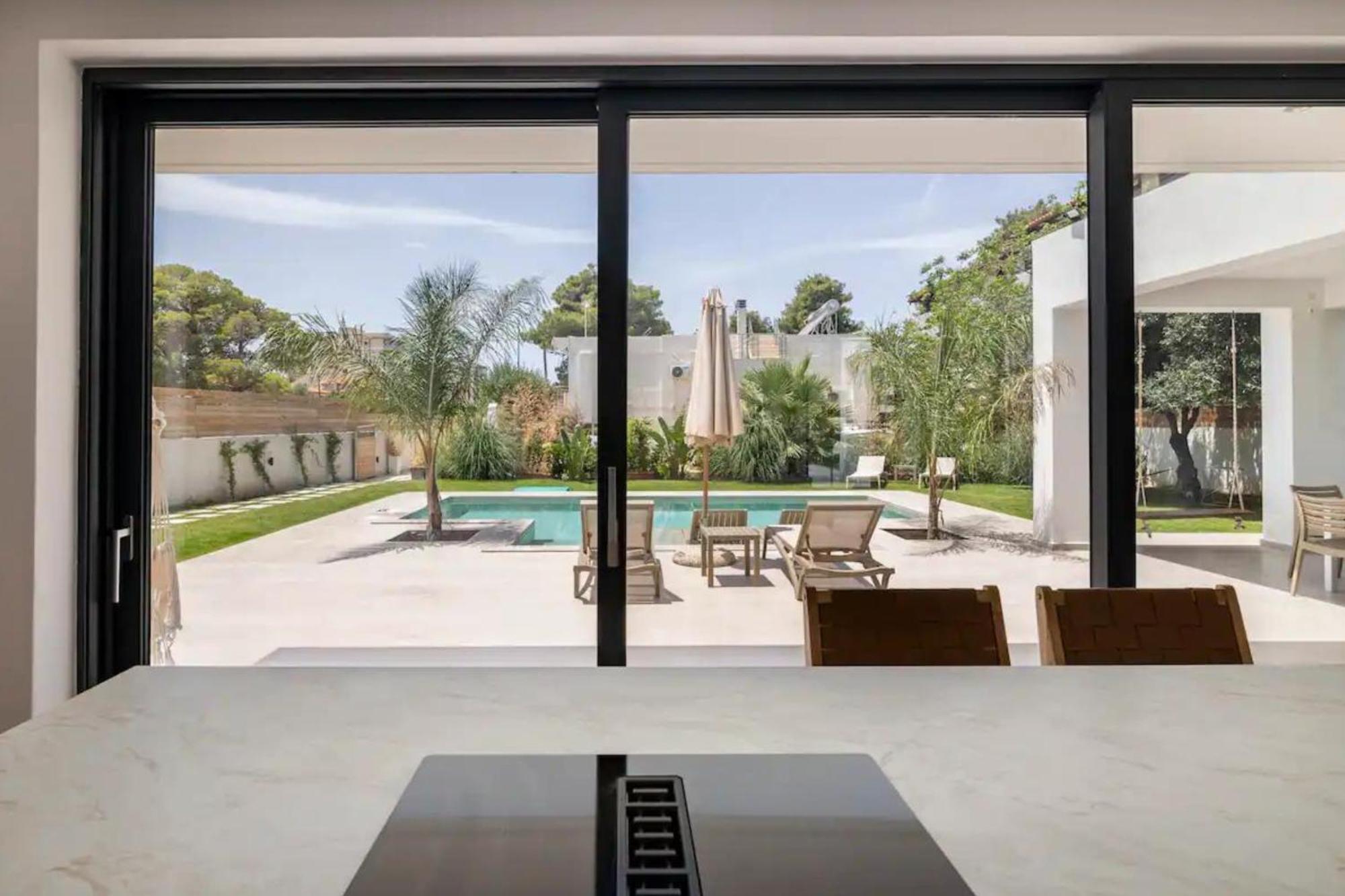 Villa Kala Loutraki - Private Pool & Sauna I Beach Eksteriør billede
