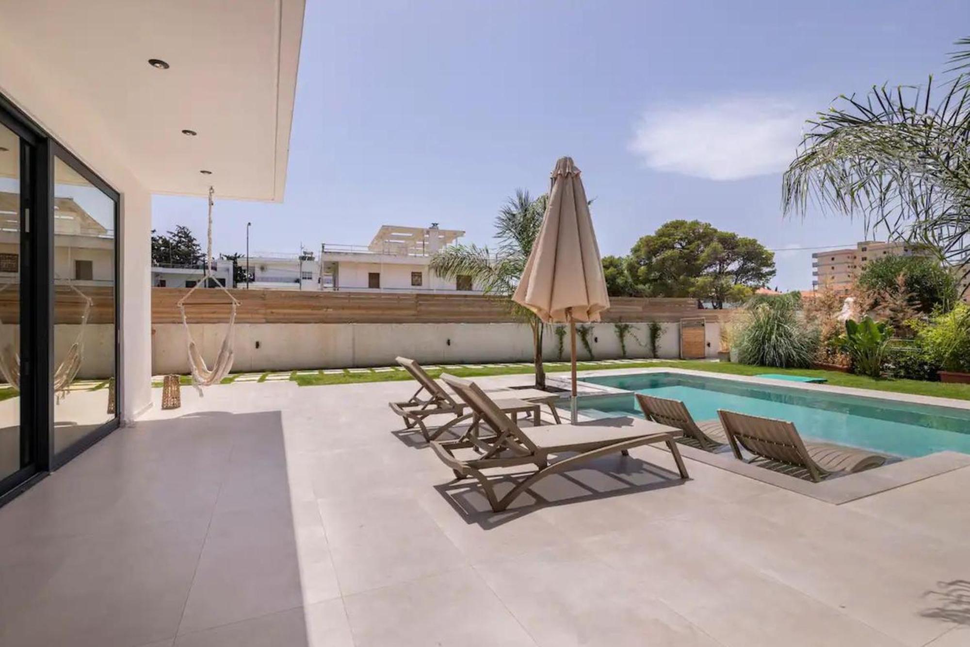 Villa Kala Loutraki - Private Pool & Sauna I Beach Eksteriør billede
